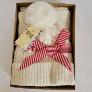 Collectioneighteen Women's Winter Beanie Hat, Soft Knit Beanie and Pom Pom Scarf